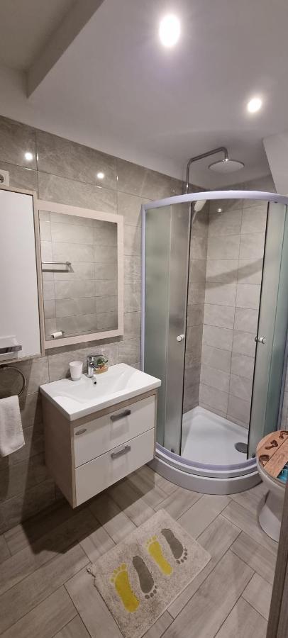 Apartmani Tatic Штинян Екстер'єр фото